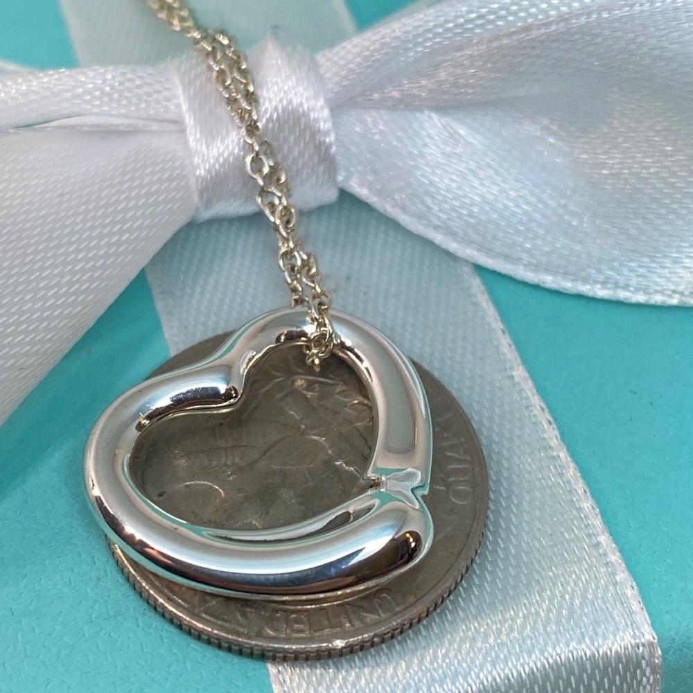 Tiffany & Co. Elsa Peretti Open Heart Necklace 22mm  7 grams  16” - Picture 4 of 7